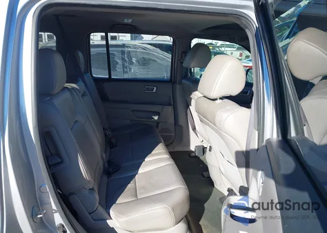 2015 Honda Pilot Ex-L z USA, uszkodzony, nr VIN 5FNYF3H54FB005411